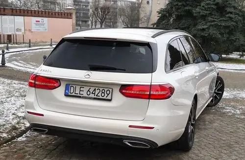 MERCEDES-BENZ Klasa E 