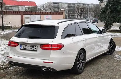 MERCEDES-BENZ Klasa E 