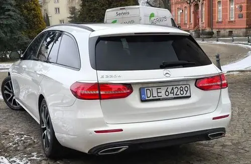 MERCEDES-BENZ Klasa E 