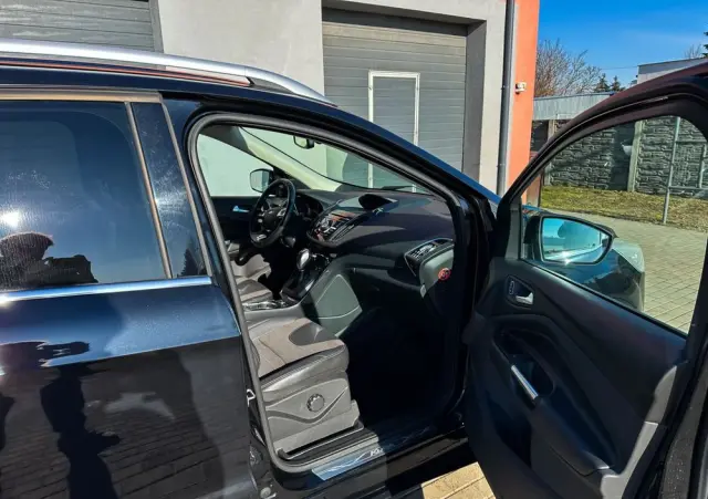 FORD Kuga 2.0 TDCi 4x4 Titanium