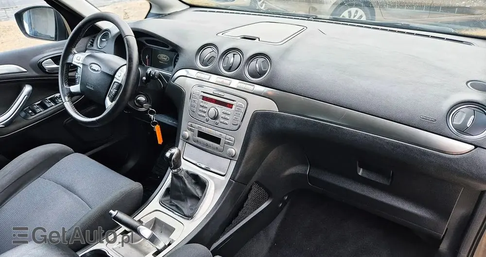 FORD S-Max 2.0 FF Titanium