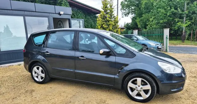 FORD S-Max 2.0 FF Titanium