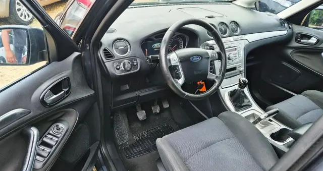 FORD S-Max 2.0 FF Titanium