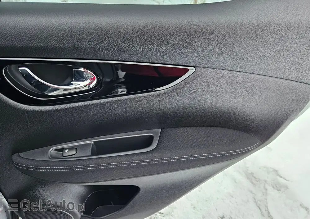 NISSAN Qashqai 1.2 DIG-T N-Vision