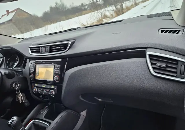 NISSAN Qashqai 1.2 DIG-T N-Vision