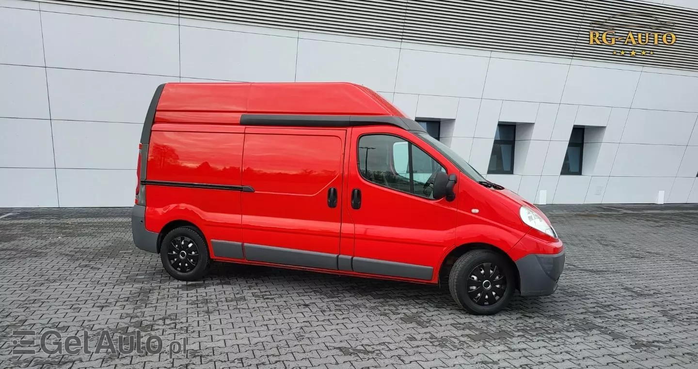 RENAULT Trafic L2H2 