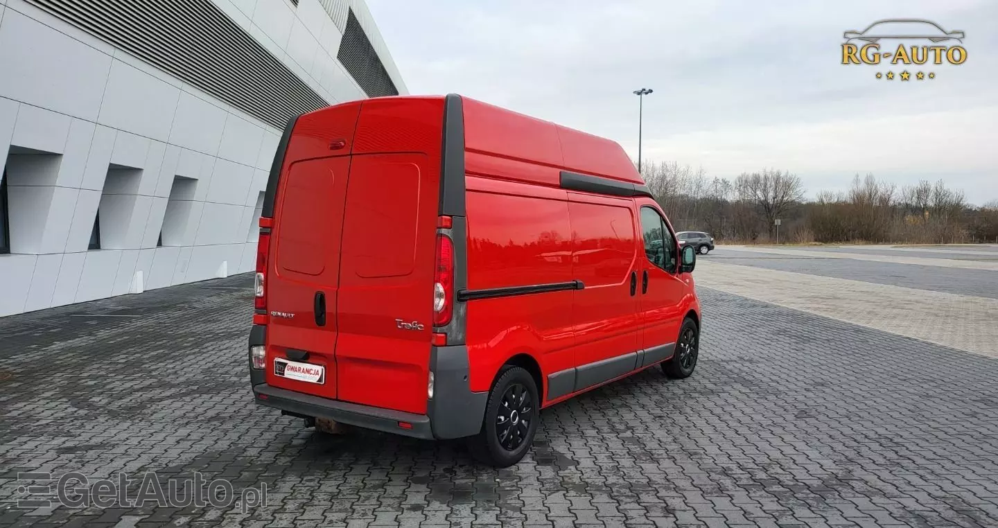 RENAULT Trafic L2H2 