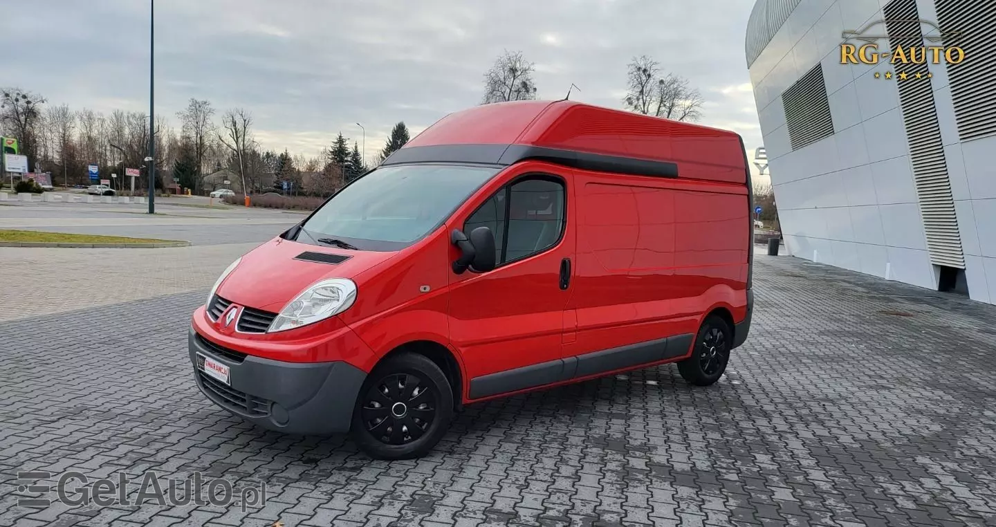 RENAULT Trafic L2H2 