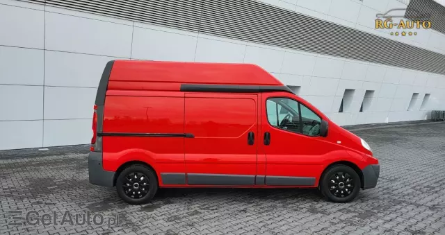 RENAULT Trafic L2H2 