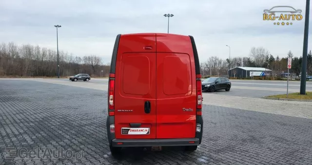 RENAULT Trafic L2H2 