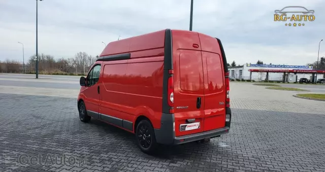 RENAULT Trafic L2H2 