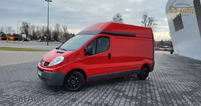 RENAULT Trafic L2H2 