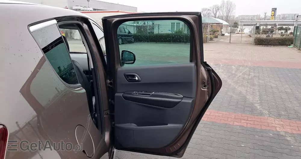 PEUGEOT 3008 2.0 HDi HYbrid4