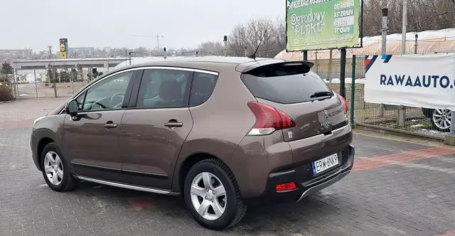 PEUGEOT 3008 2.0 HDi HYbrid4