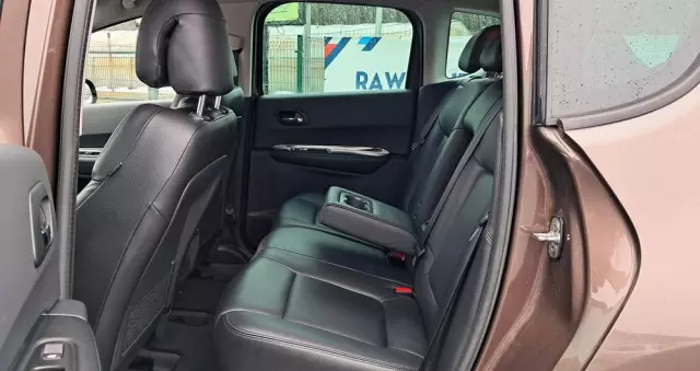 PEUGEOT 3008 2.0 HDi HYbrid4