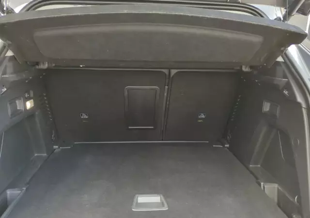 PEUGEOT 3008 1.2 PureTech GPF Allure S&S EAT8