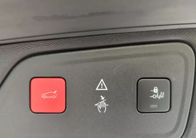 PEUGEOT 3008 1.2 PureTech GPF Allure S&S EAT8