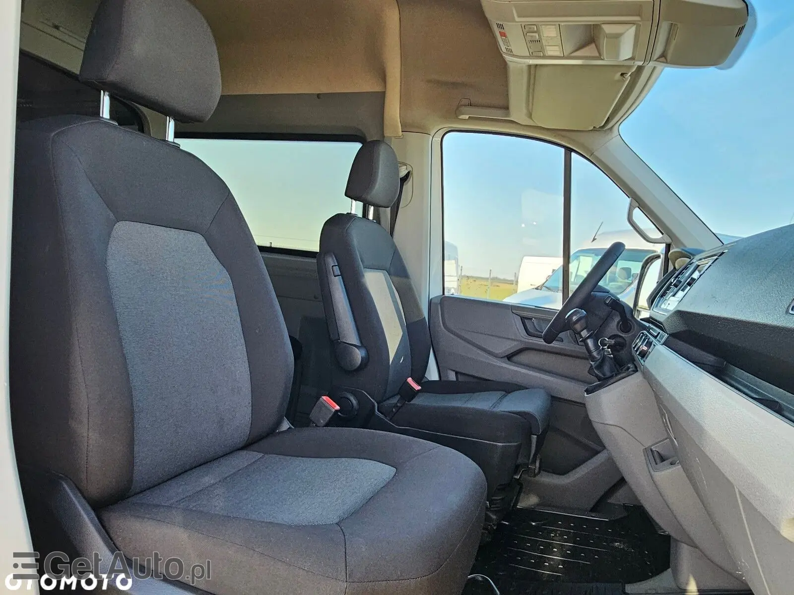 VOLKSWAGEN Crafter L