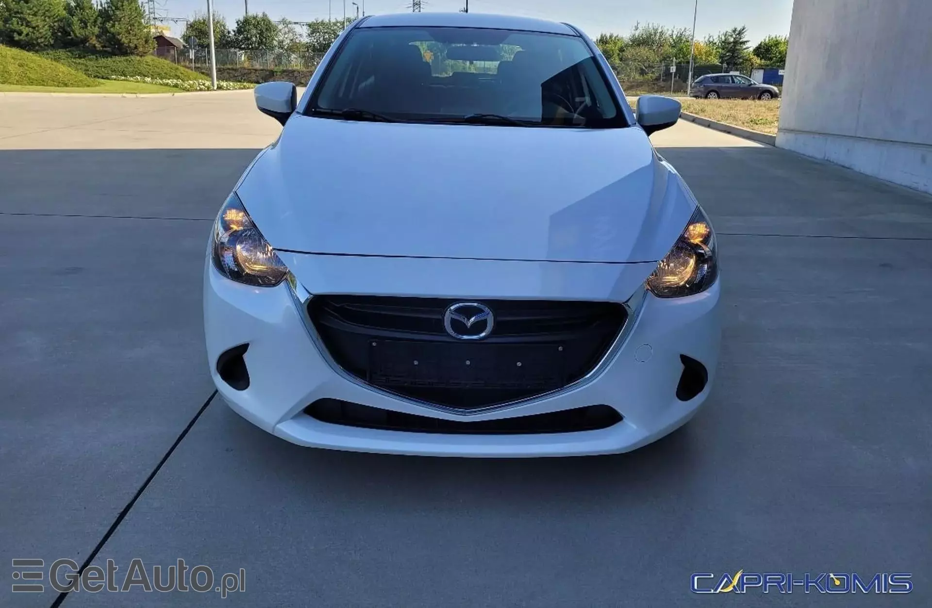 MAZDA 2 