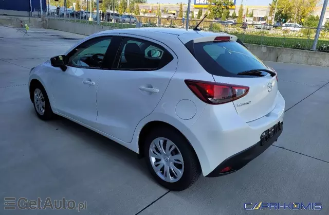 MAZDA 2 