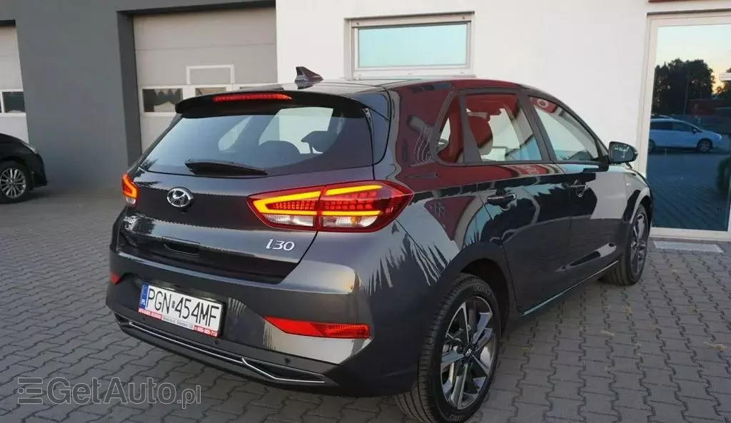 HYUNDAI I30 