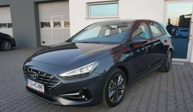 HYUNDAI I30 