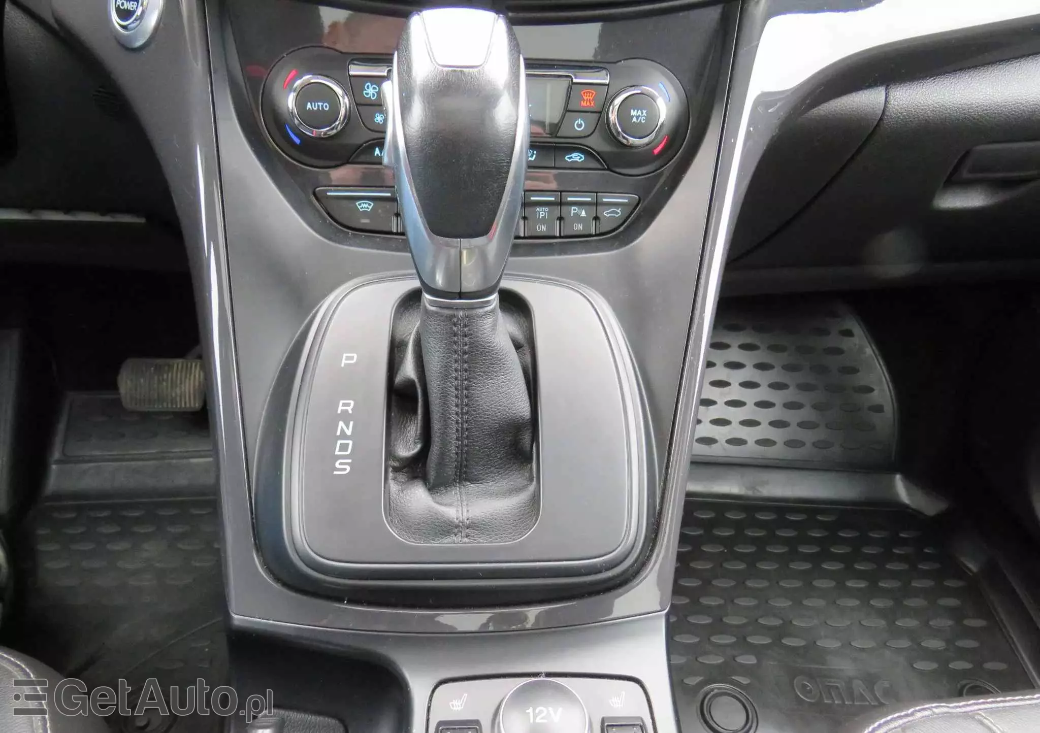 FORD Kuga 2.0 TDCi 4x4 Individual