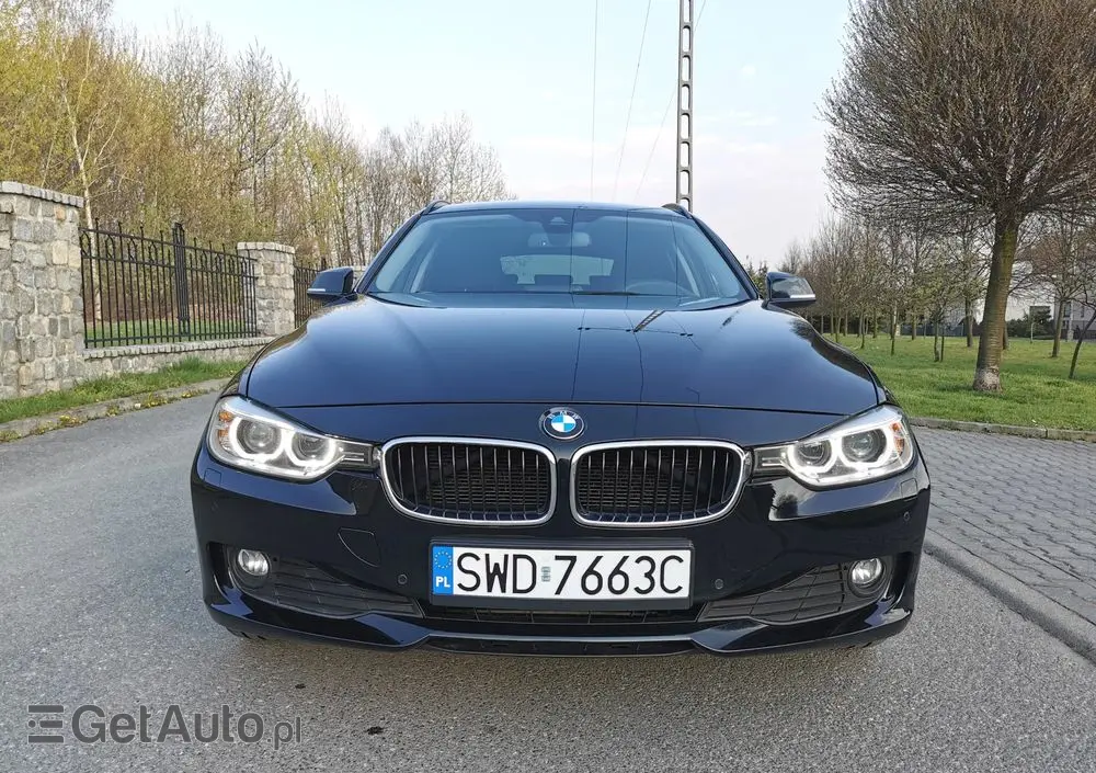 BMW Seria 3 320d xDrive