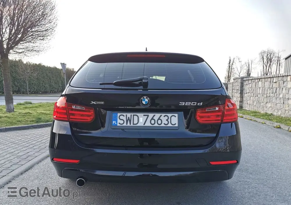 BMW Seria 3 320d xDrive