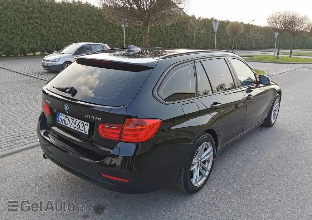 BMW Seria 3 320d xDrive