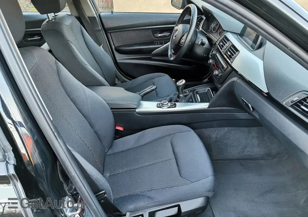 BMW Seria 3 320d xDrive