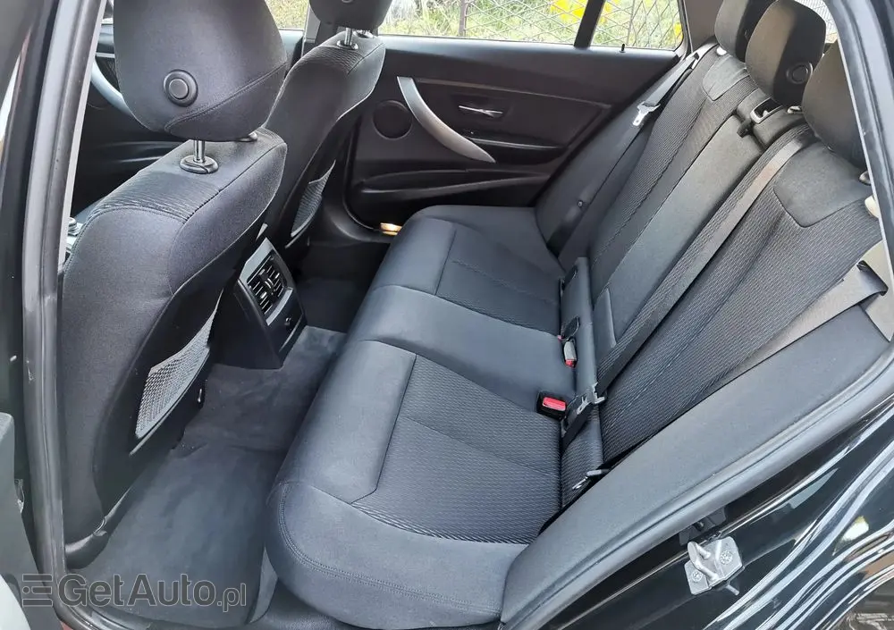 BMW Seria 3 320d xDrive