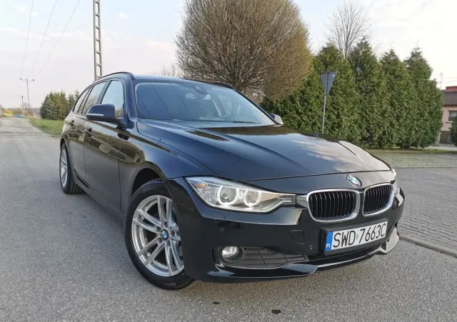 BMW Seria 3 320d xDrive
