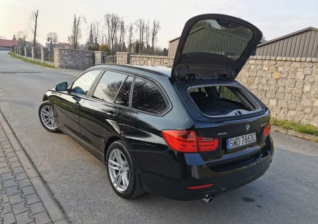BMW Seria 3 320d xDrive
