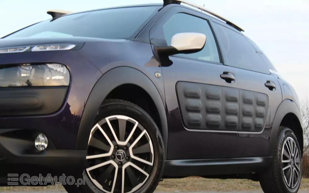 CITROËN C4 Cactus 1.2 PureTech Shine Edition S&S