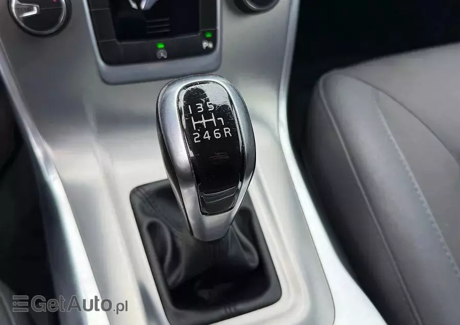 VOLVO V70 D4 Drive-E Dynamic Kinetic