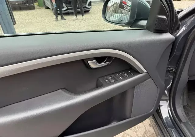 VOLVO V70 D4 Drive-E Dynamic Kinetic