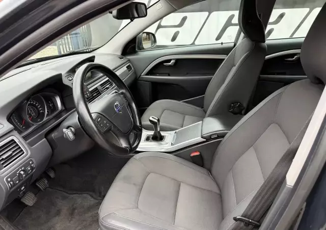 VOLVO V70 D4 Drive-E Dynamic Kinetic