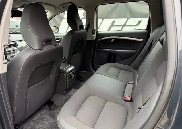 VOLVO V70 D4 Drive-E Dynamic Kinetic