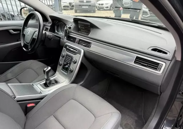 VOLVO V70 D4 Drive-E Dynamic Kinetic