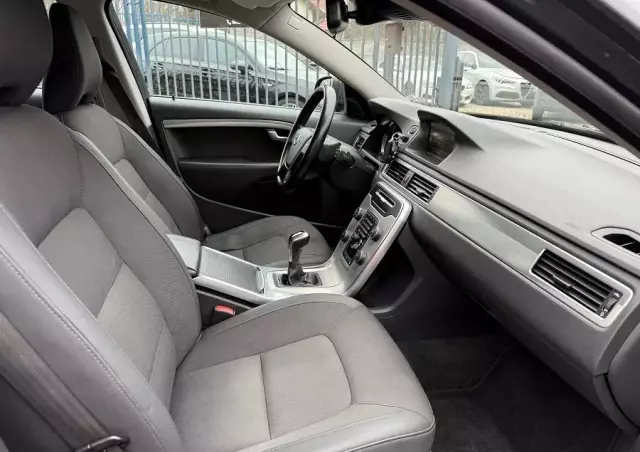 VOLVO V70 D4 Drive-E Dynamic Kinetic