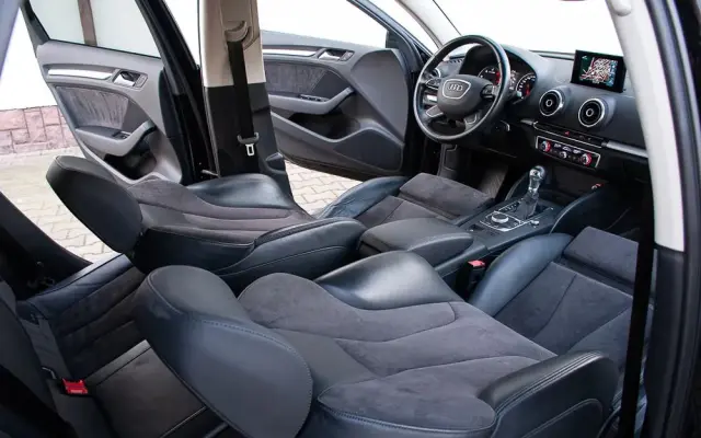 AUDI A3 
