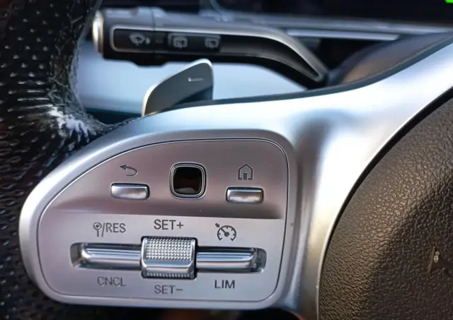 MERCEDES-BENZ GLE 