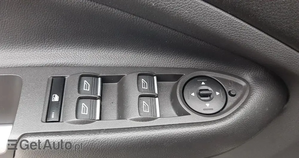 FORD Kuga 1.5 EcoBoost 2x4 Trend