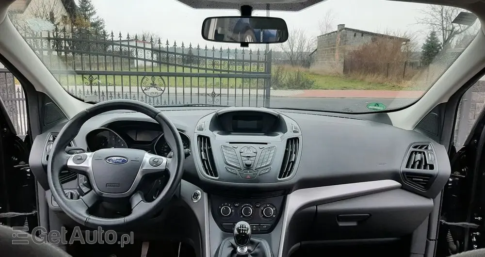 FORD Kuga 1.5 EcoBoost 2x4 Trend