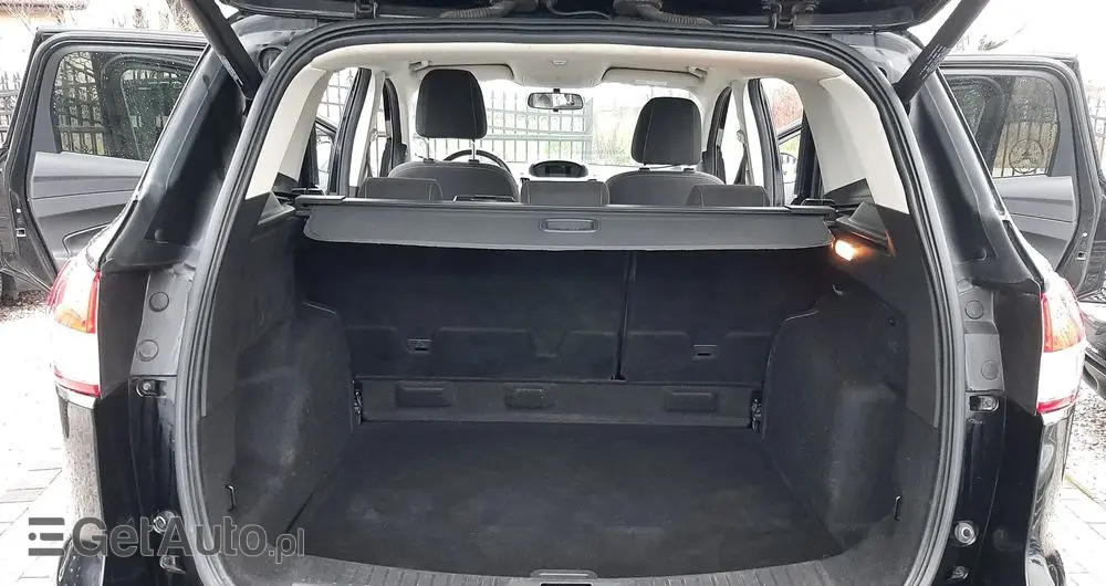 FORD Kuga 1.5 EcoBoost 2x4 Trend