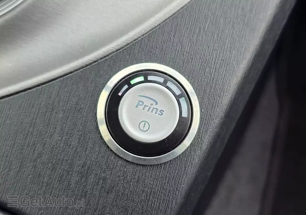 TOYOTA Prius (Hybrid) Executive