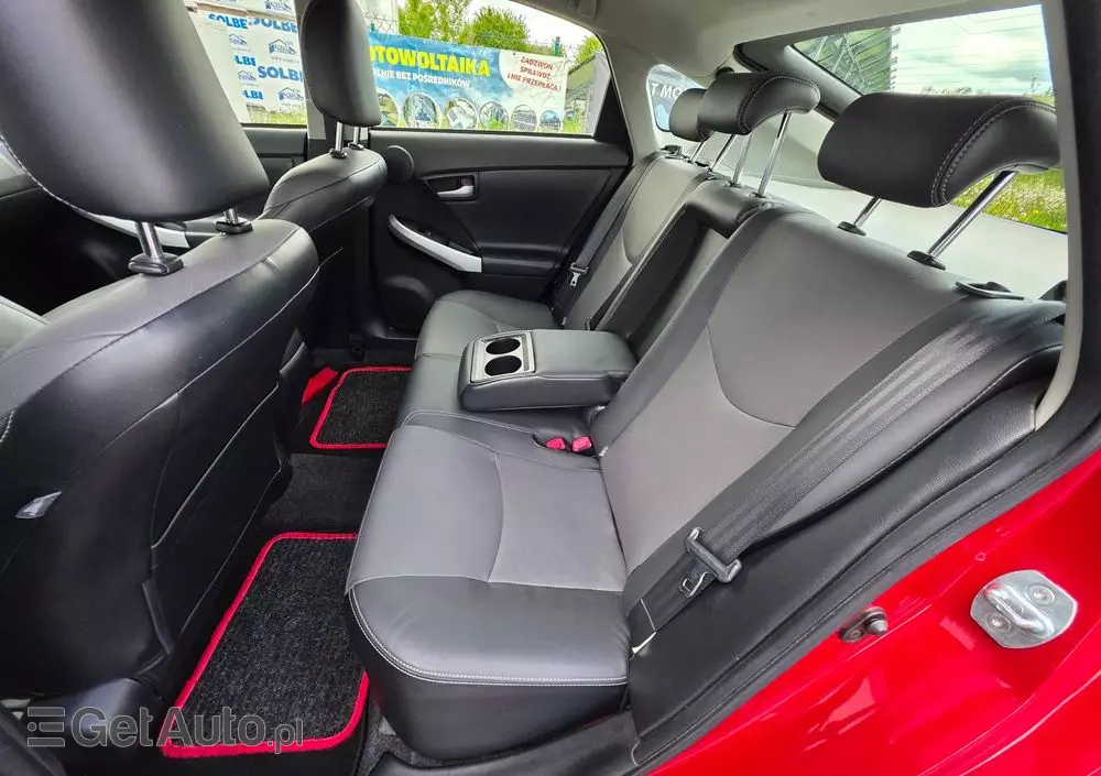 TOYOTA Prius (Hybrid) Executive