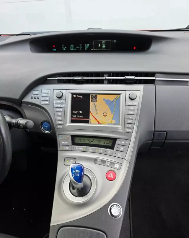 TOYOTA Prius (Hybrid) Executive