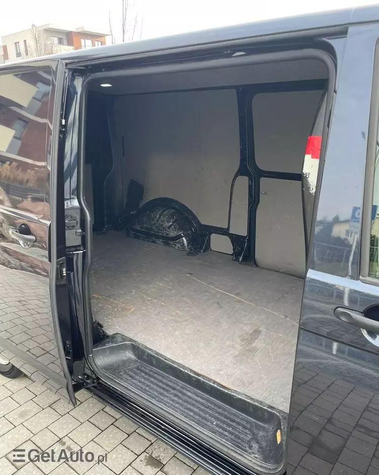 VOLKSWAGEN Transporter T6 